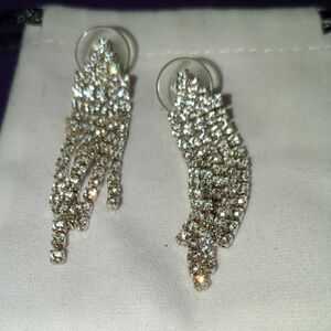 Woman's Glam Bling Earringd